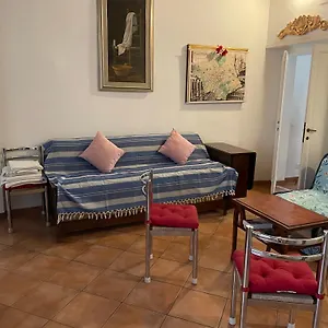  Apartment Piazza Farnese Italy
